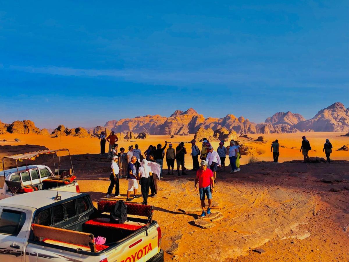 Flowers Rum Camp Wadi Rum Ngoại thất bức ảnh