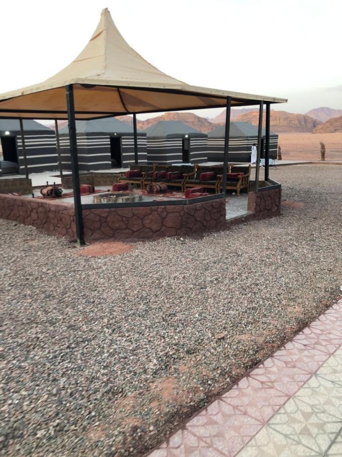 Flowers Rum Camp Wadi Rum Ngoại thất bức ảnh